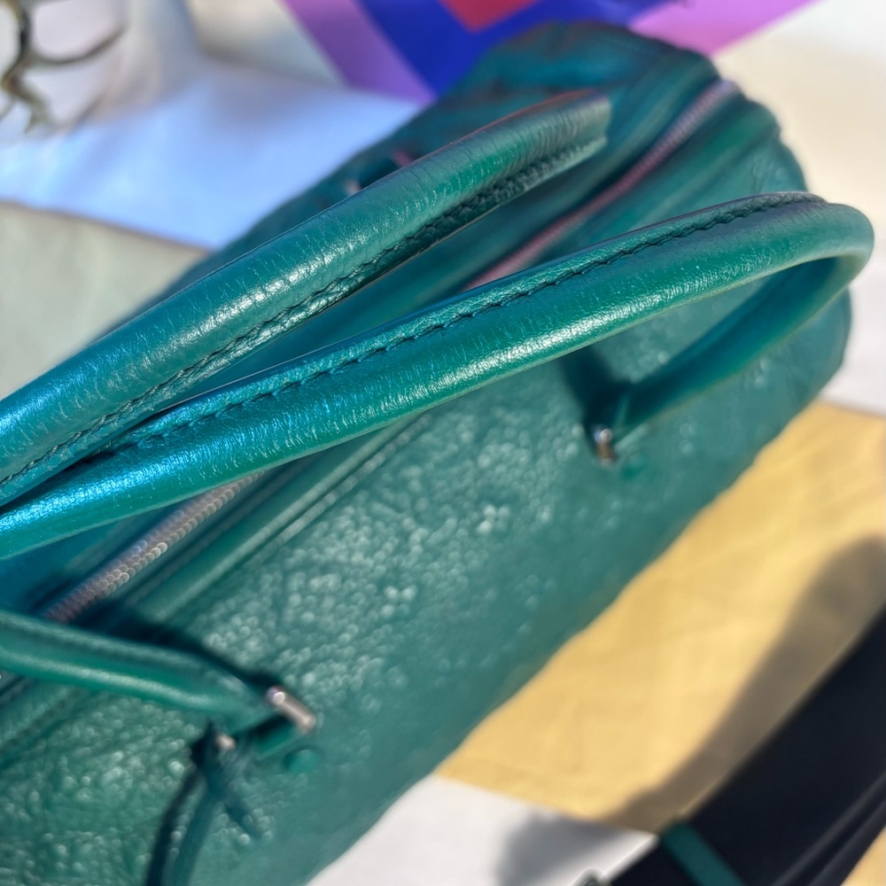 Limited Edition Louis Vuitton Revelation Neo Papillon Gm - Picture 7 of 16